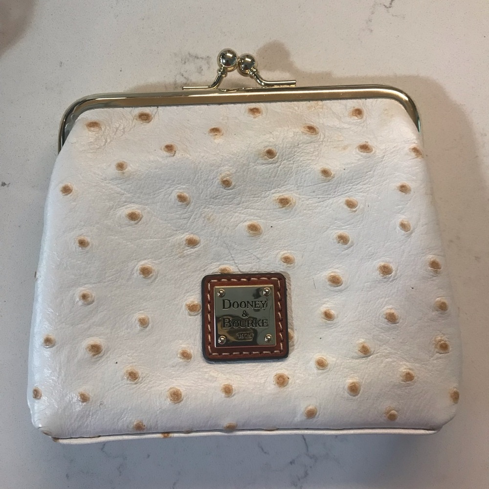Dooney wallet